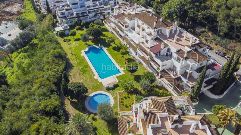 Foto 794c15e5-e964-42a1-a781-f22fa2b074d1. Lloguer dúplex amb aparcament piscina a Río Real Marbella