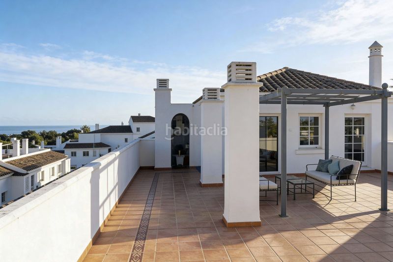 Foto 9fe7d926-a0b7-4223-bdef-50fd714a3181. Lloguer dúplex amb aparcament piscina a Río Real Marbella