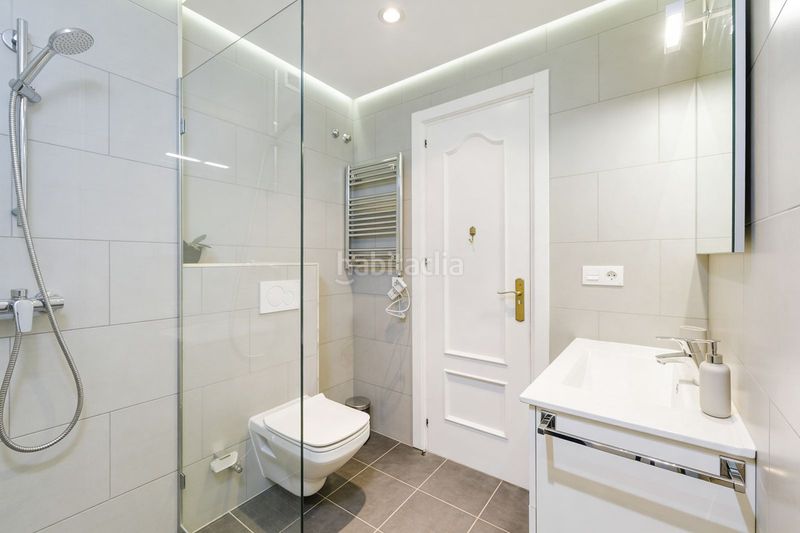 Foto 0750815f-26a2-4fe0-a02b-ab11cb38fe1f. Apartamento en los arqueros - puerto del almendro Benahavís