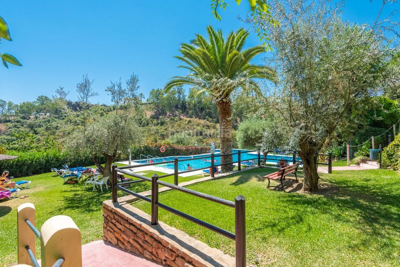 Foto 491bb2d0-33cb-4f51-8748-41a44599e8e8. Apartamento en los arqueros - puerto del almendro Benahavís
