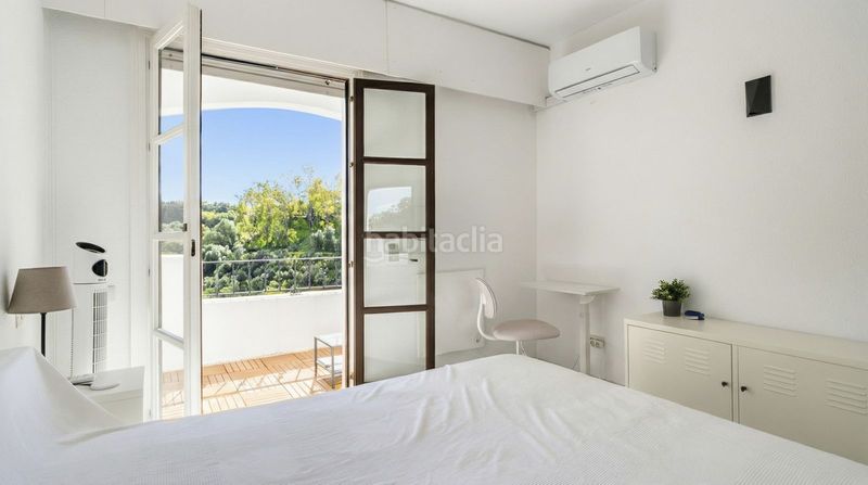 Foto 60f6947a-b3fb-45bc-8173-53898a1a5475. Apartamento en los arqueros - puerto del almendro Benahavís