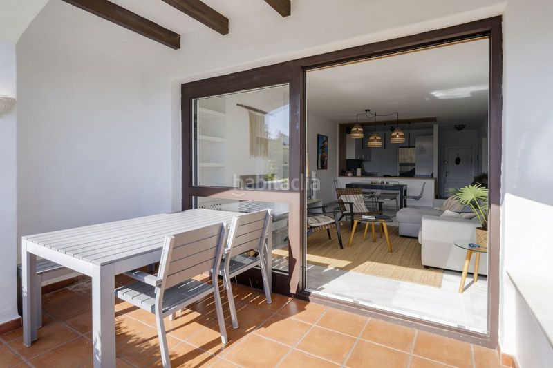 Foto e304b542-071d-4f77-b565-c75c608bde64. Apartamento en los arqueros - puerto del almendro Benahavís