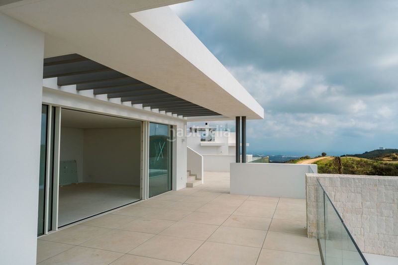 Foto 3bbaa06e-7229-4816-85a0-e42a74adf8e0. Duplex with parking pool in La Mairena Ojén