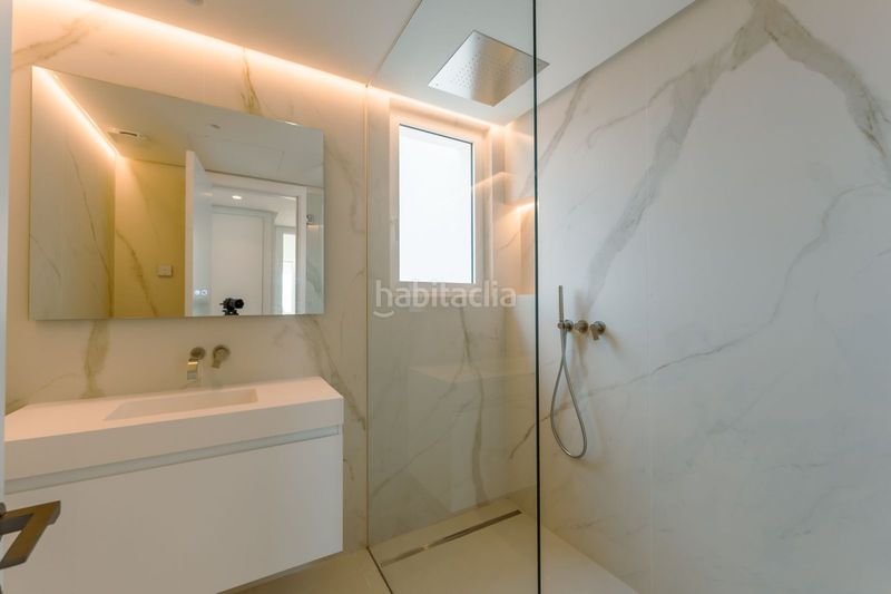 Foto a75e011a-4cb5-4441-982b-96894eb6da52. Duplex with parking pool in La Mairena Ojén