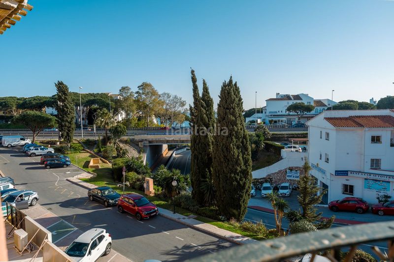 Foto 1c09ff32-b6e0-498d-8918-a128da9d1363. Locale commerciale in Calahonda Mijas