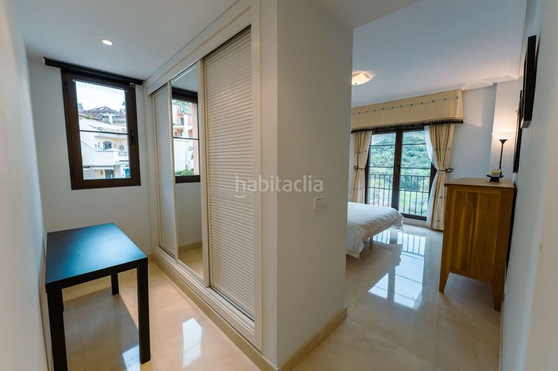 Foto c94e5b38-9d39-4dfd-8fc6-061aabd0b9e9. Dúplex amb aparcament piscina a los arqueros - puerto del almendro Benahavís