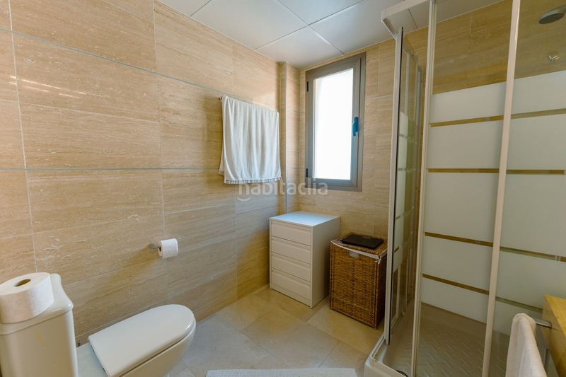 Foto 08c54685-dbf4-4432-acda-7875fd867576. Apartament amb aparcament piscina a El Paraíso Benahavís