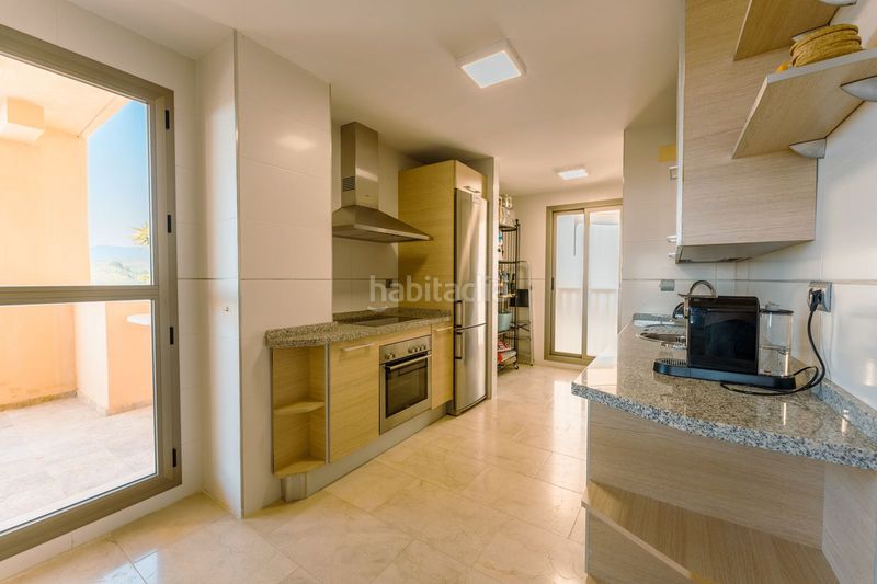Foto 6fbd9ffe-bba0-4c1e-9764-b8dff89ba2dd. Apartamento en El Paraíso Benahavís