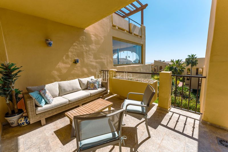 Foto fadff632-24a0-43c5-8091-e7ebf152be6e. Apartamento en El Paraíso Benahavís