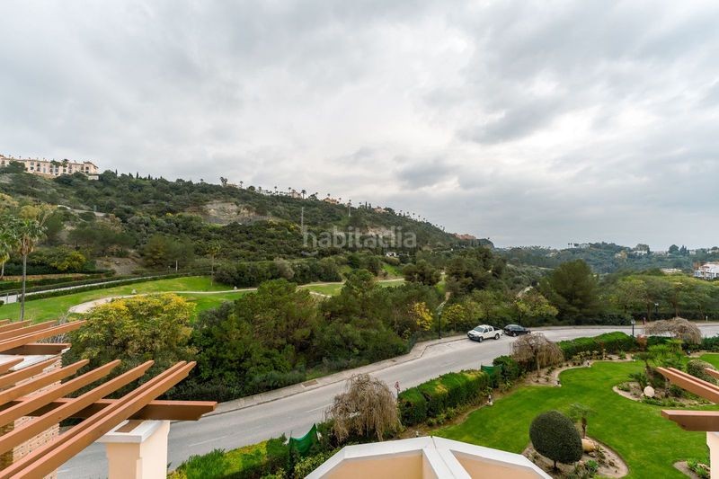 Foto 4fb71eca-5d95-4f08-99f1-4e2bd9260d5a. Duplex con parcheggio piscina in los arqueros - puerto del almendro Benahavís