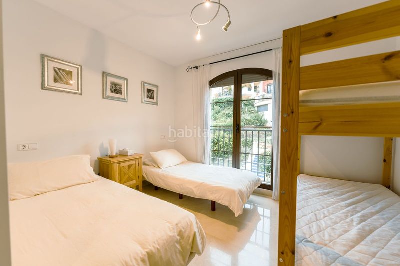 Foto db88d2b7-517c-4d4f-8f65-e585b1bcafc0. Duplex con parcheggio piscina in los arqueros - puerto del almendro Benahavís