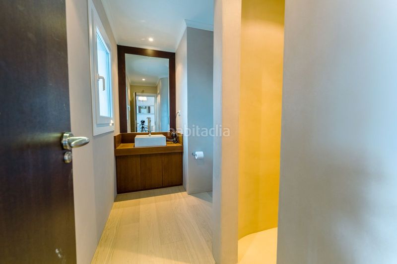 Foto 32dc9626-2bc0-425d-b7fe-439c2d70c770. Xalet amb aparcament piscina a El Paraíso Benahavís