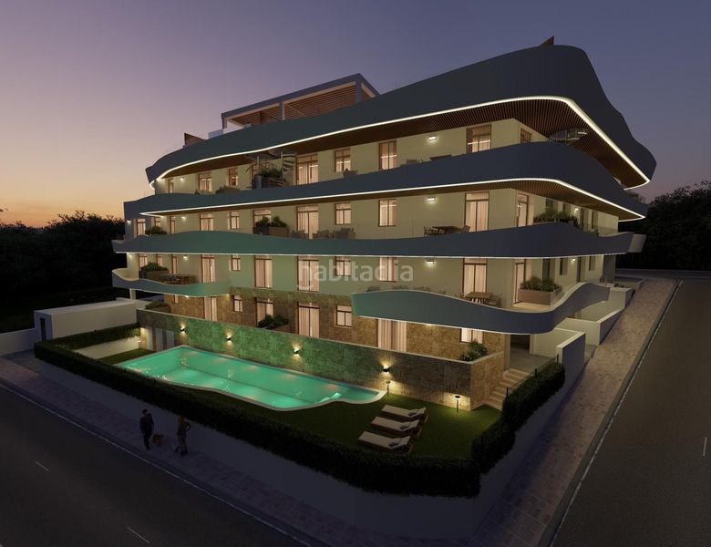 Foto 09d96165-e5ac-4136-8073-d16c61ba3741. Dúplex en Zona Calvario Estepona
