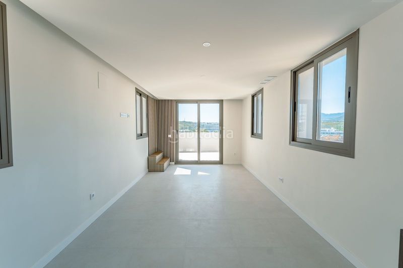 Foto cdb81acd-4ac6-4c95-954f-741ae31201fb. Dúplex en Zona Calvario Estepona