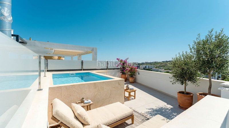 Foto e62868f9-2734-47c1-b616-a15322f804db. Dúplex en Zona Calvario Estepona