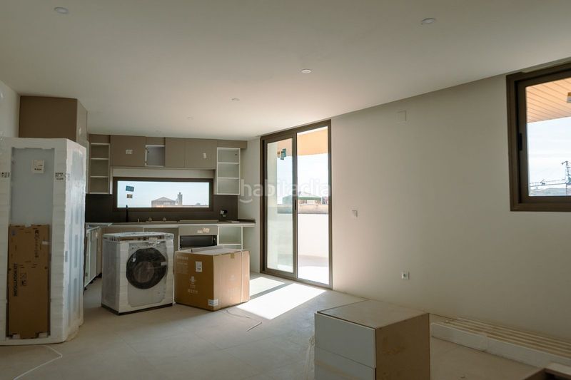 Foto 44043f9a-38c3-4d31-9db5-7294df8aa37b. Apartamento en Zona Calvario Estepona