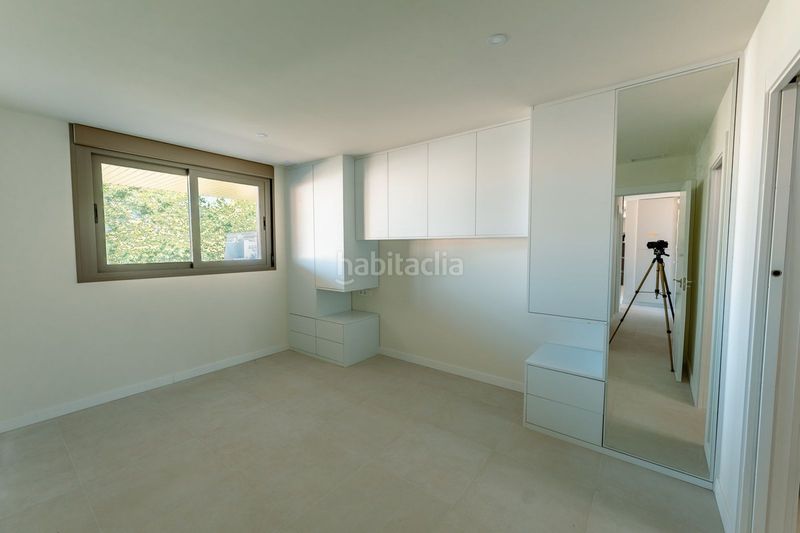 Foto d83e5fcd-04ac-4973-81ad-3ed3b2ba7706. Apartament amb aparcament piscina a Zona Calvario Estepona