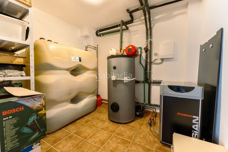Foto d396d454-76d8-47ff-a828-163d9fa4ce70. Xalet amb aparcament piscina a Guadalmina Alta Marbella
