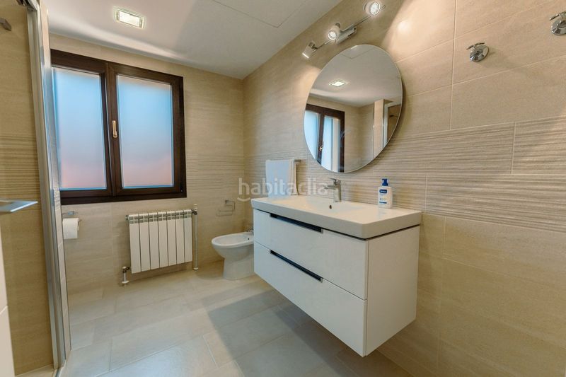 Foto f1038b36-062e-4141-b3ec-0c02f6547256. Xalet amb aparcament piscina a Guadalmina Alta Marbella