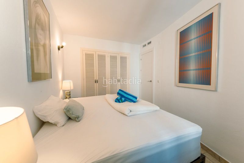 Foto 708512f6-3d95-4339-825d-b17cc697870d. Lloguer casa adossada amb aparcament piscina a Cabopino - Artola Marbella