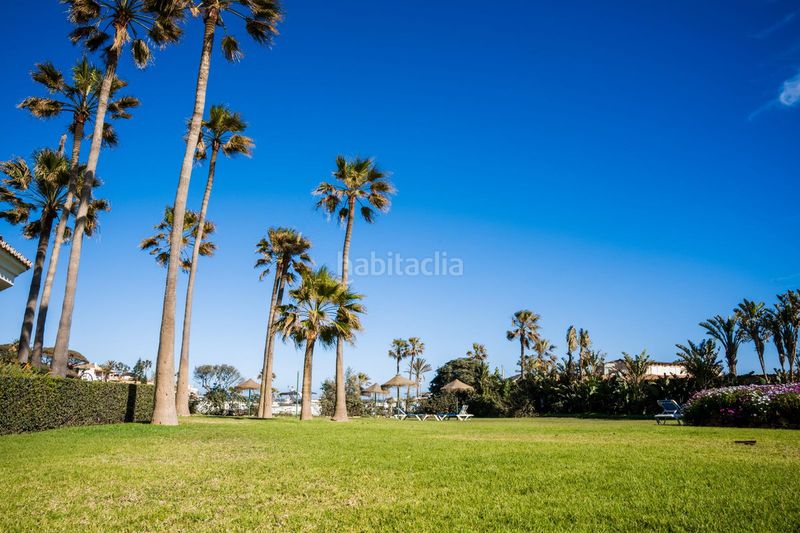 Foto dd04e046-fb62-4551-a600-30d987b3d37f. Lloguer casa adossada amb aparcament piscina a Cabopino - Artola Marbella