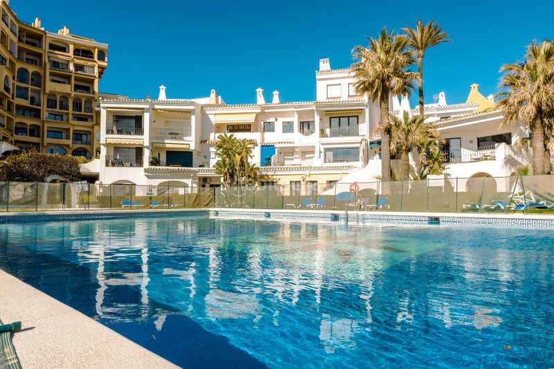 Foto f1a71afa-8636-490c-963f-3402fb9100f7. Lloguer casa adossada amb aparcament piscina a Cabopino - Artola Marbella