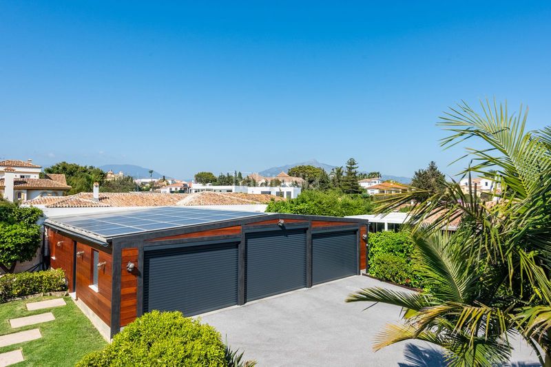 Foto 0e270c78-1fd9-4336-8ccc-3535a8d6cccd. Chalet en Nueva Alcántara Marbella