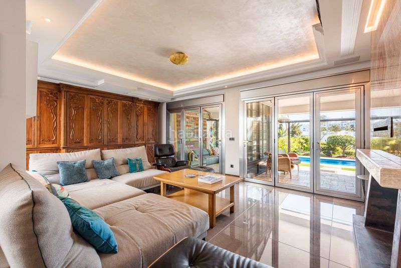 Foto 1e5541ed-178c-49dd-b82f-dfcc27f91359. Chalet en Nueva Alcántara Marbella
