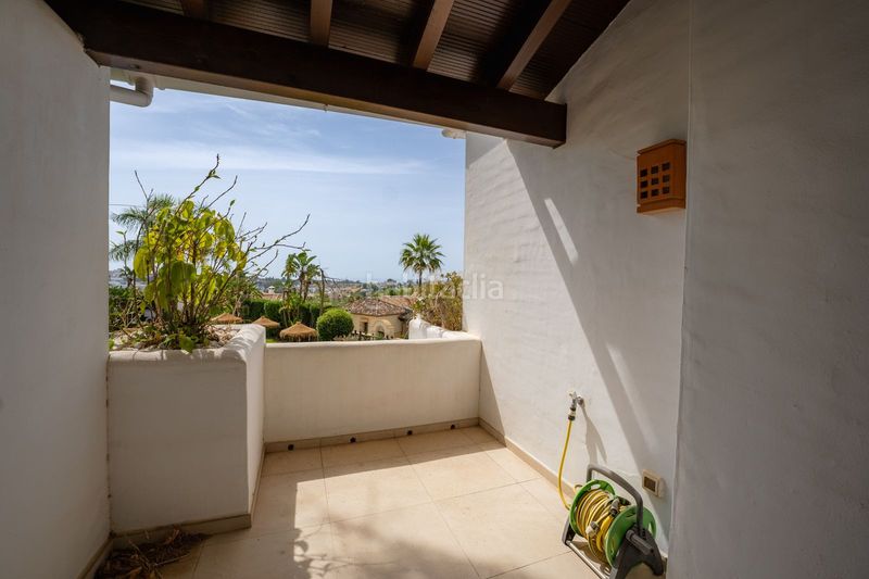 Foto 5b9e0cea-6275-434c-81fc-6d493f19a8a2. Casa adossada amb aparcament piscina a El Paraíso Benahavís