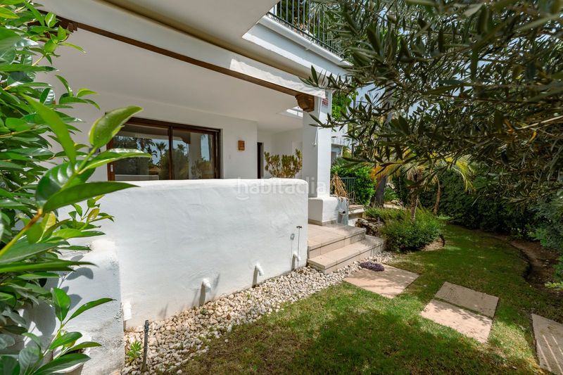 Foto e4a713dc-7640-402d-927e-410826e8b4f7. Casa adossada amb aparcament piscina a El Paraíso Benahavís