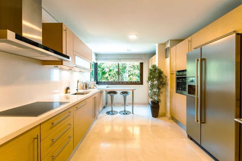 Foto 817ad5ef-f017-4e09-9ff5-d68f9e4d4ebe. Apartamento en La Quinta Benahavís