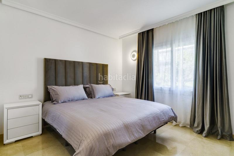 Foto 7964bb33-d9ee-400e-a2dc-2eff9ba92663. Rent ground floor with pool in El Velerín Estepona