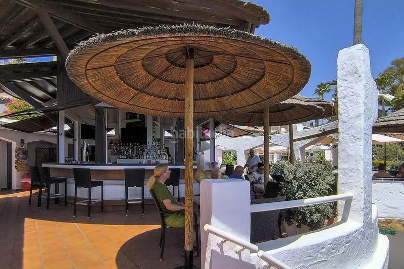 Foto d32a2b83-f40f-4de7-9e93-158f8bbf97b2. Location rez-de-chaussée avec piscine dans El Velerín Estepona