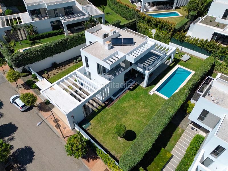 Foto af8df61a-d1d1-405a-bc3d-3f0abae6edbb. Miete chalet mit parking pool in Cancelada Estepona