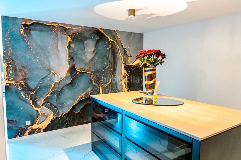 Foto 012f4e1e-f16c-4d46-b4d0-cdd49db10e06. Lloguer xalet amb aparcament piscina a El Paraíso Benahavís