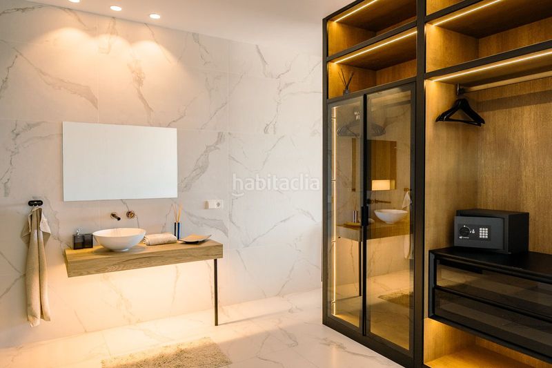 Foto 4c77e2c1-5678-424f-9d68-cdc273ffcc8a. Lloguer xalet amb aparcament piscina a El Paraíso Benahavís