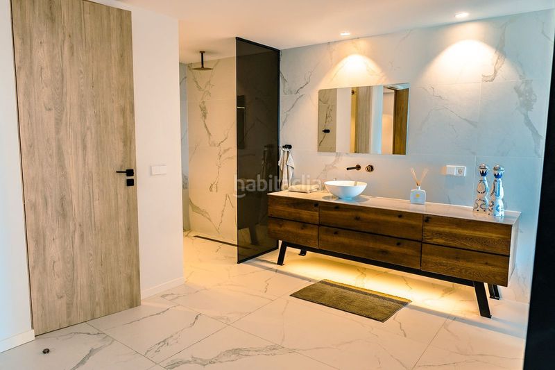 Foto 6cf29d8e-9073-4339-8aae-29d41b8846df. Lloguer xalet amb aparcament piscina a El Paraíso Benahavís