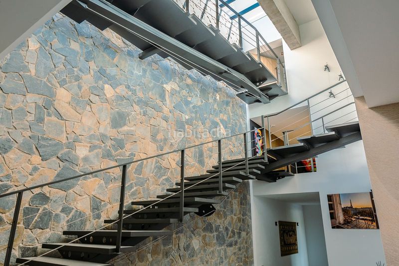 Foto bb4bffce-d5ee-4ae1-9b76-7934473a3fc2. Lloguer xalet amb aparcament piscina a El Paraíso Benahavís