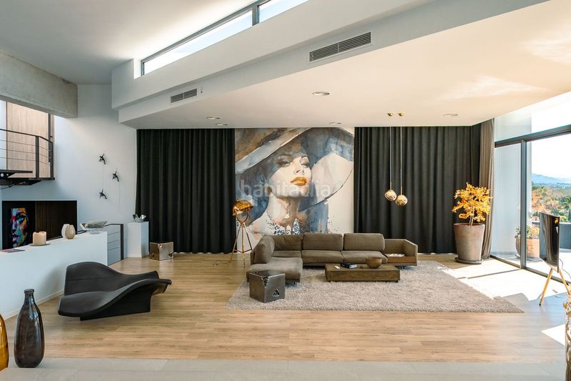 Foto bed7f282-e60f-4174-862a-c33fc6ea59c9. Lloguer xalet amb aparcament piscina a El Paraíso Benahavís