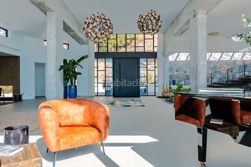 Foto c6eaeecf-1492-4f89-9c22-357acfba5597. Lloguer xalet amb aparcament piscina a El Paraíso Benahavís