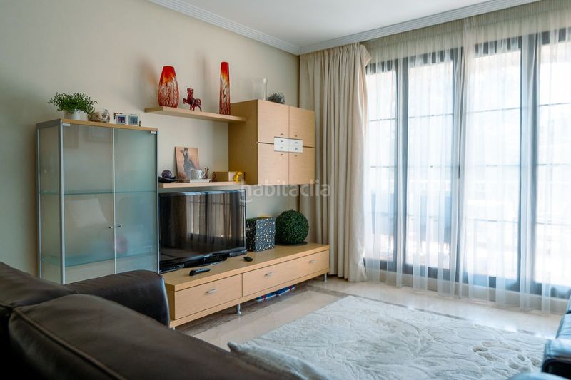 Foto 3935ad05-6100-4d62-ab2a-edf57d3bceff. Apartament amb aparcament piscina a los arqueros - puerto del almendro Benahavís