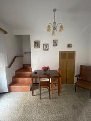 Casa  Calle principal. Se vende casa de pueblo