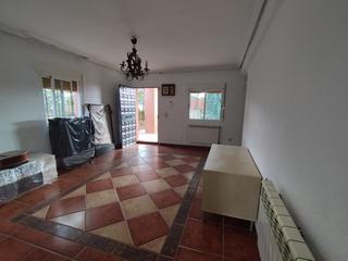 Xalet a Carretera del aeropuerto km. 4. Se vende chalet cortijo hipotecable