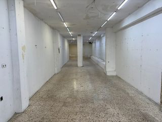 Local Comercial en Avenida Cayetano del Toro