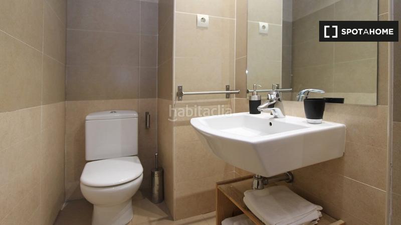 Foto 3d8e6c46-b72f-475b-939d-ddb22a17065c. Rent flat with heating in Adelfas Madrid