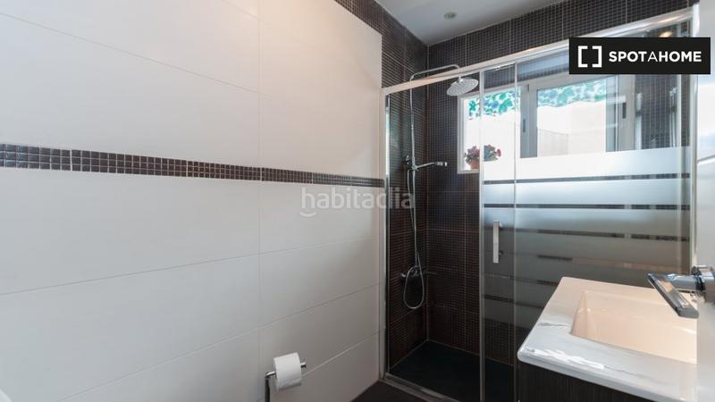 Foto 543ff1c8-ba54-46e9-af2d-f46e32932966. Alquiler piso  de 2 habitaciones en alquiler en embajadores, en Madrid