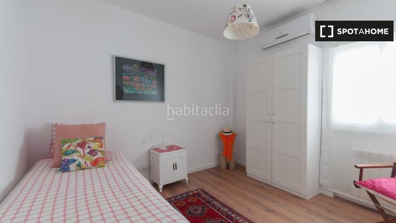 Foto aa1f237b-f3a7-49be-bb8f-7e5afa0207ec. Alquiler piso  de 2 habitaciones en alquiler en embajadores, en Madrid