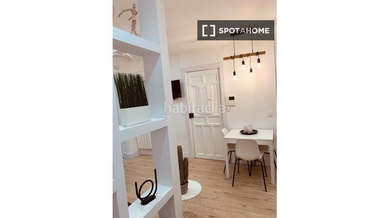 Foto d9f2cb91-506b-4154-b0d1-4c325bcad631. Alquiler piso apartamento de 1 dormitorio en alquiler en lavapiés, en Madrid