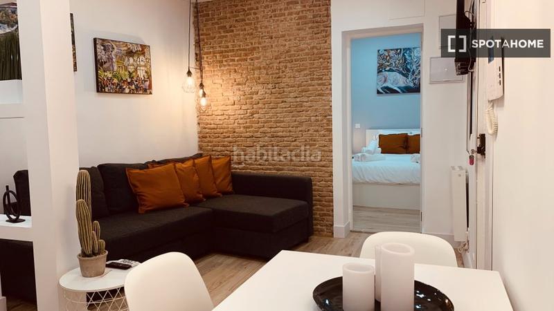 Foto f0923253-f19b-4dca-85de-38abc4e23c6c. Lloguer pis amb calefacció a Embajadores-Lavapiés Madrid