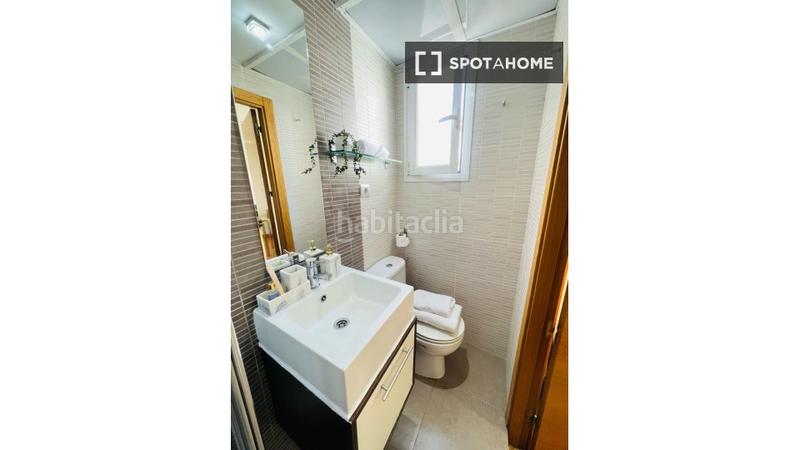 Foto 9c180a5b-817e-4d66-947c-2b8e50636c03. Alquiler piso estudio en alquiler en embajadores, en Madrid